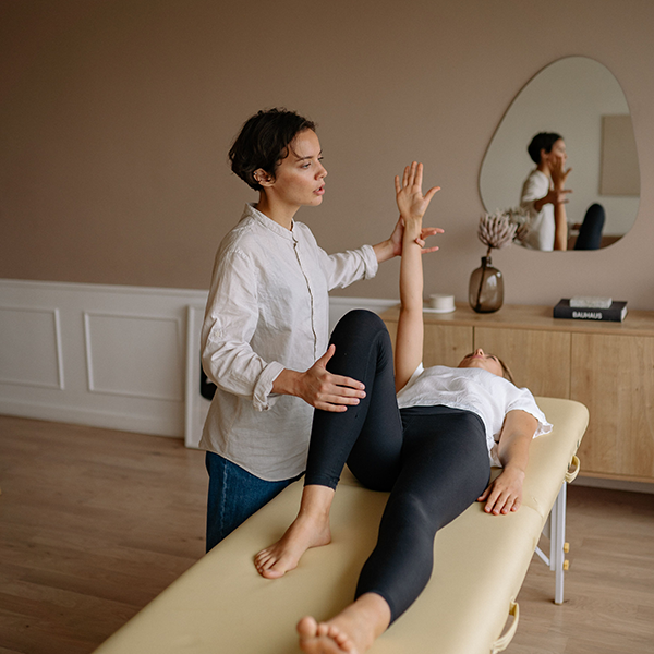 recuperar movimiento fisioterapia en torrelavega